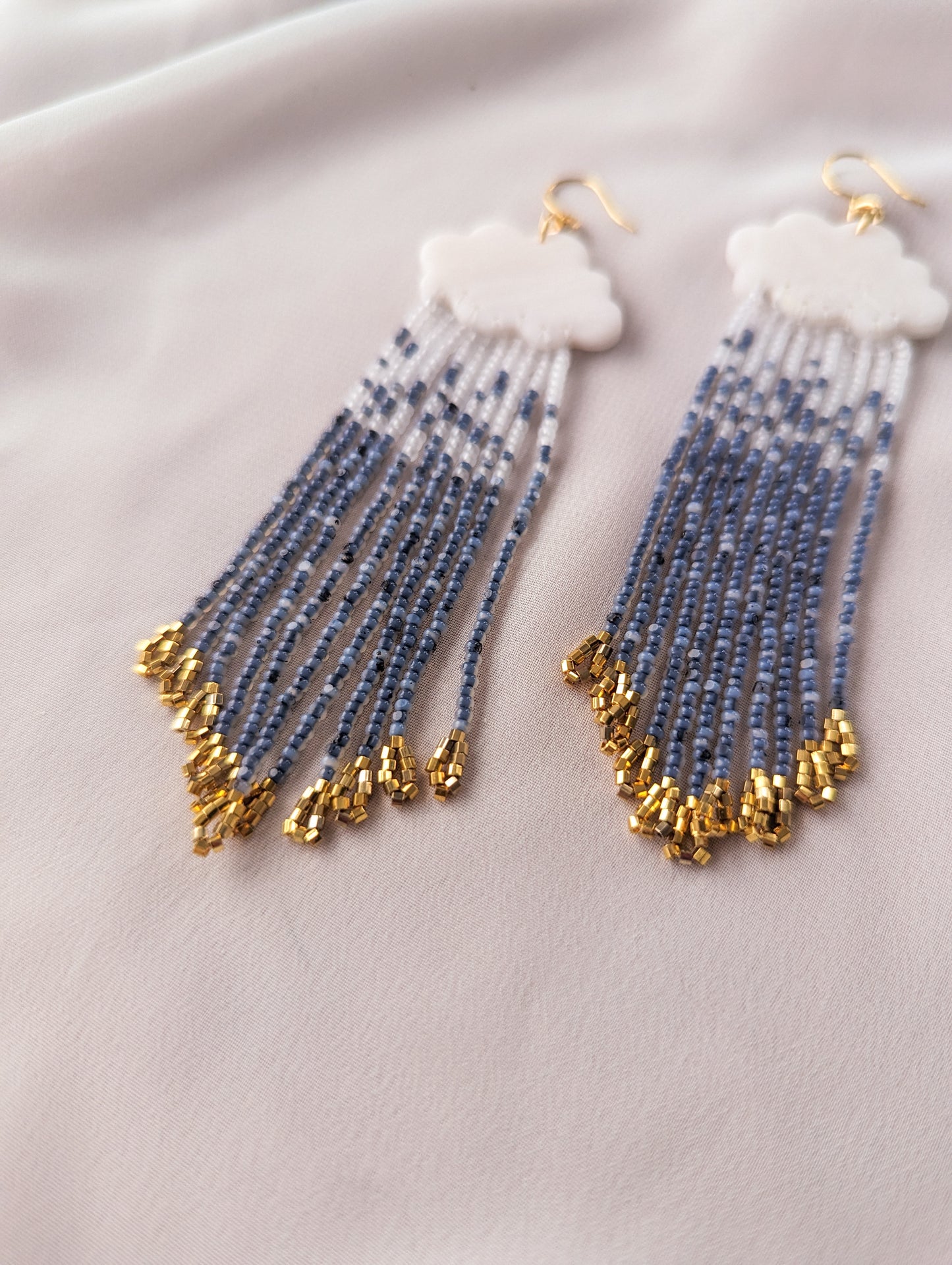 Cloud Fringe - Snow Quartz - Storm - 24k Rain Drops