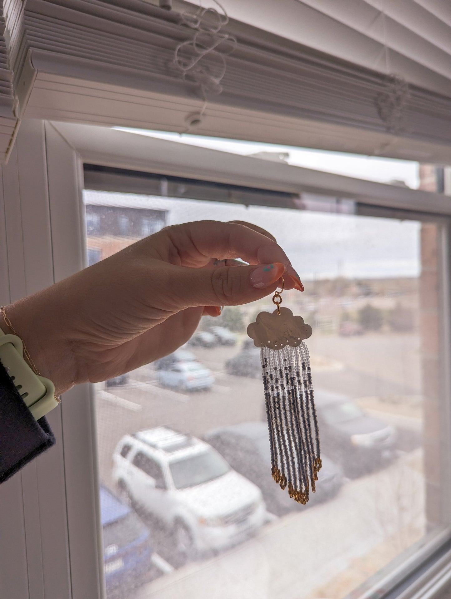 Cloud Fringe - Snow Quartz - Storm - 24k Rain Drops