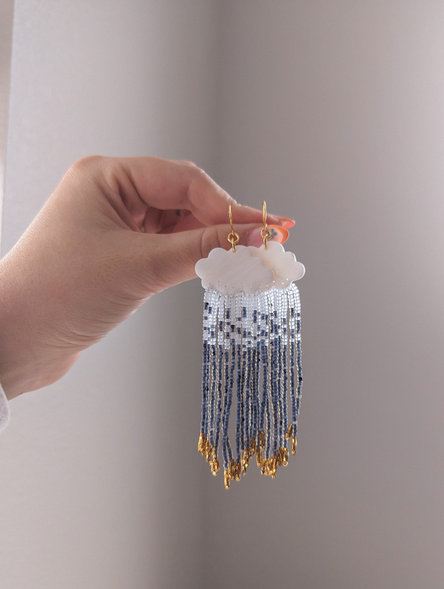Cloud Fringe - Snow Quartz - Storm - 24k Rain Drops
