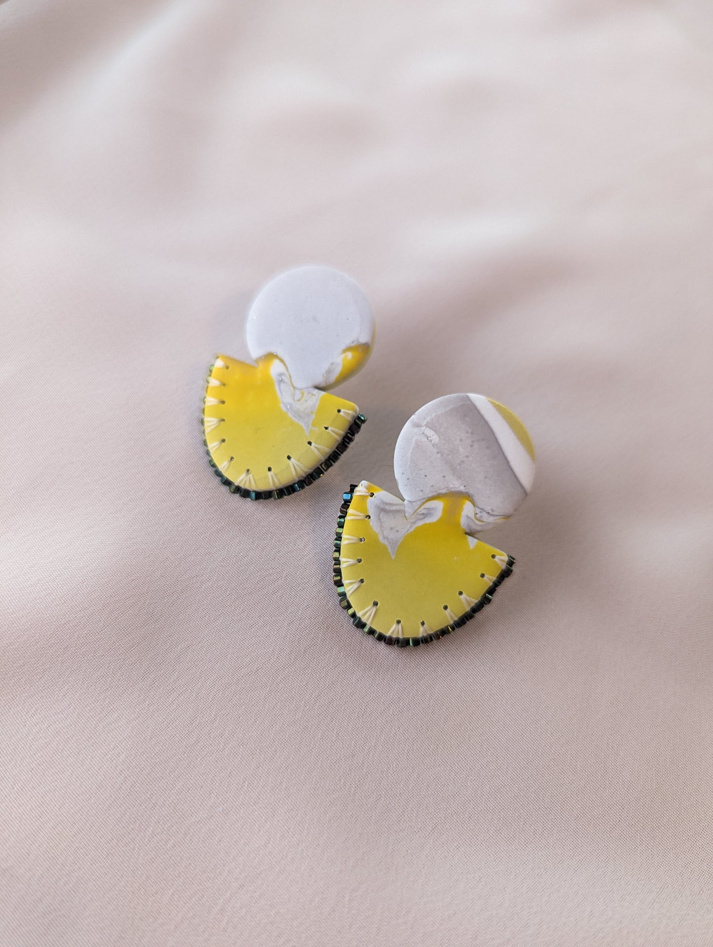 Set your Phasers to Stud - Yellow - Capricorn
