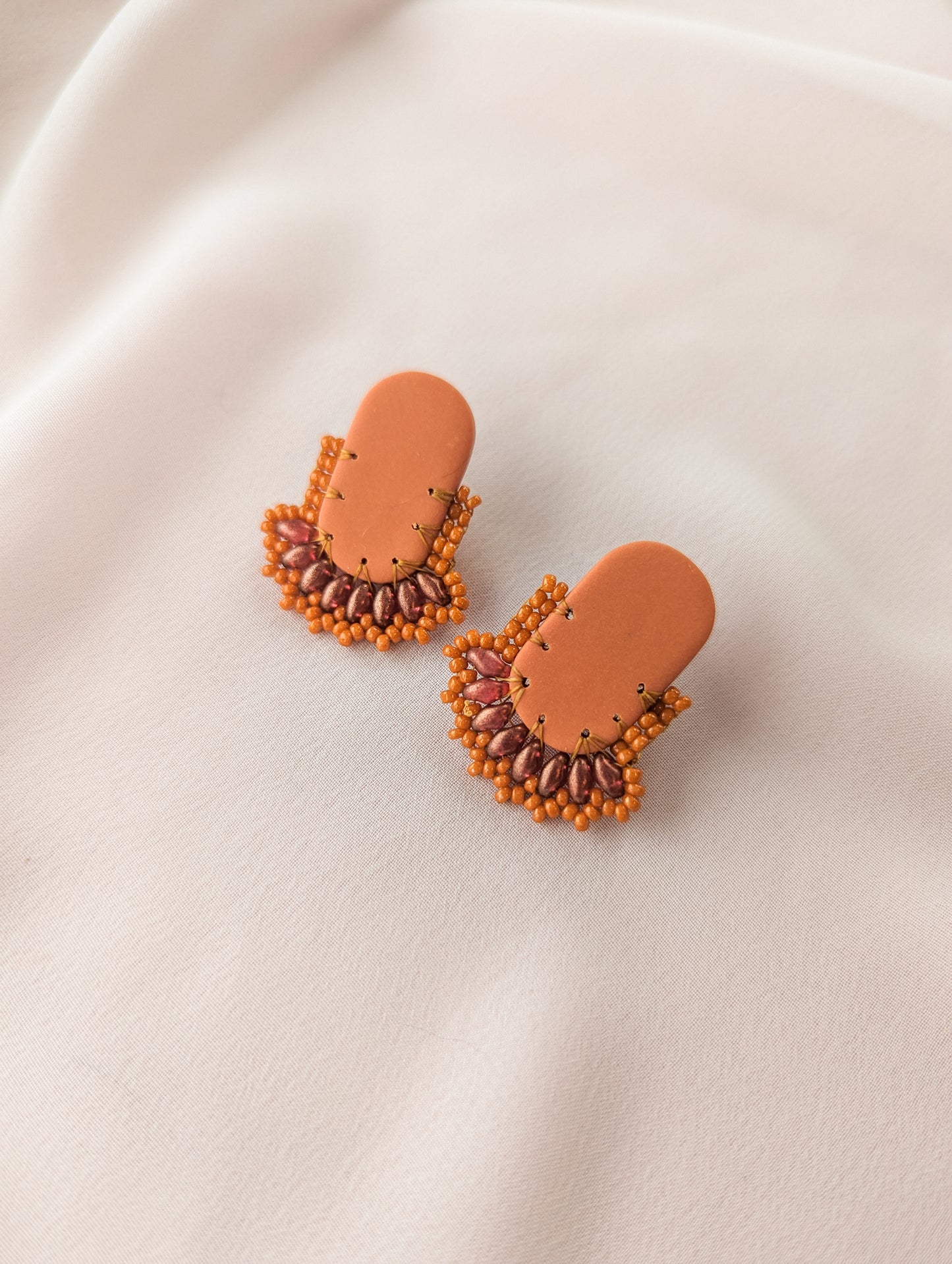 Oval Stud - Virgo