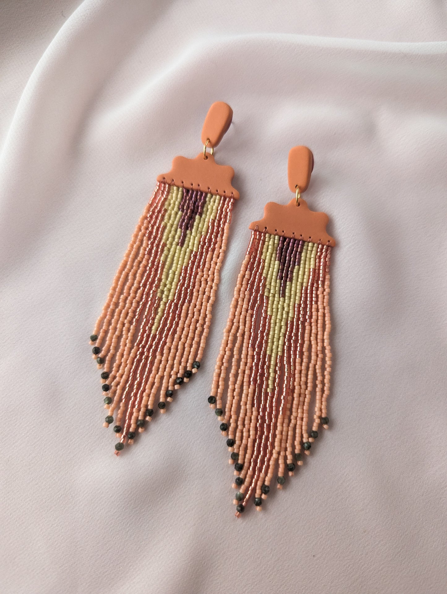 Scallop Shoulder Dusters - Serpentine Tips - Virgo