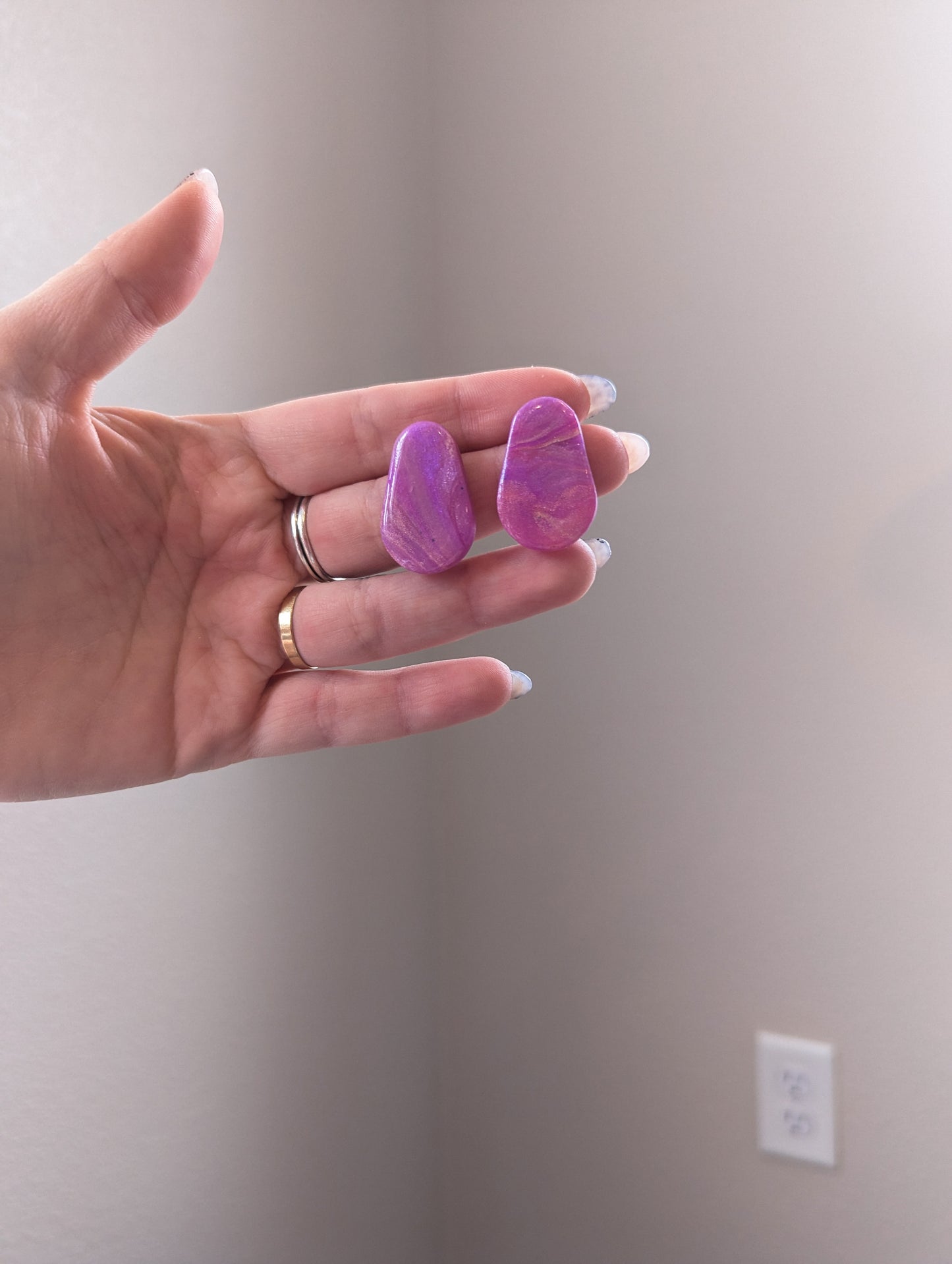 Chunky Stud - Glossy - Gemini