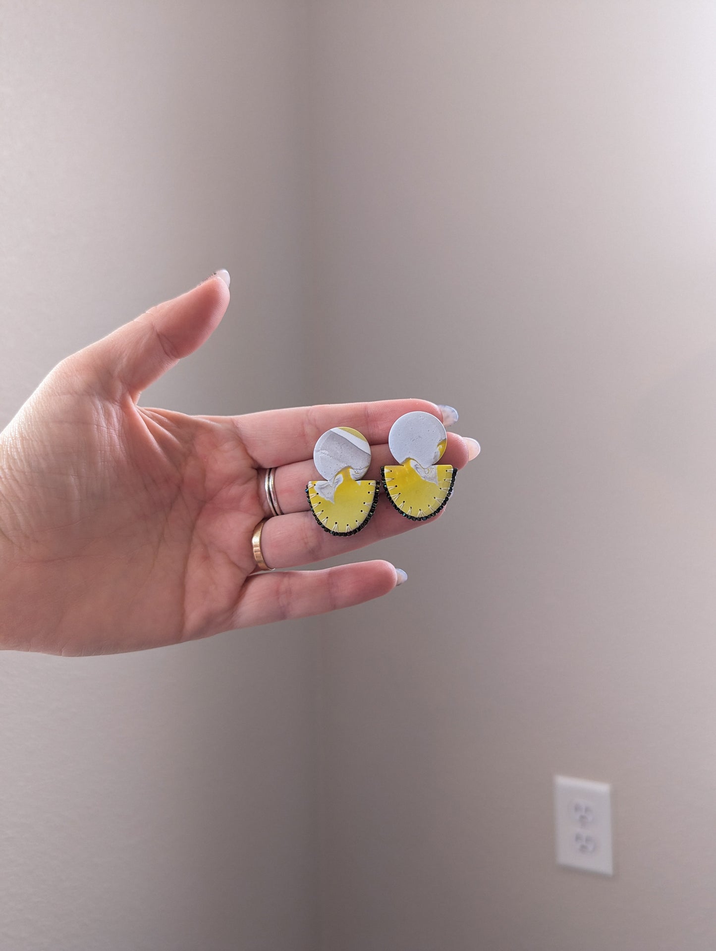 Set your Phasers to Stud - Yellow - Capricorn