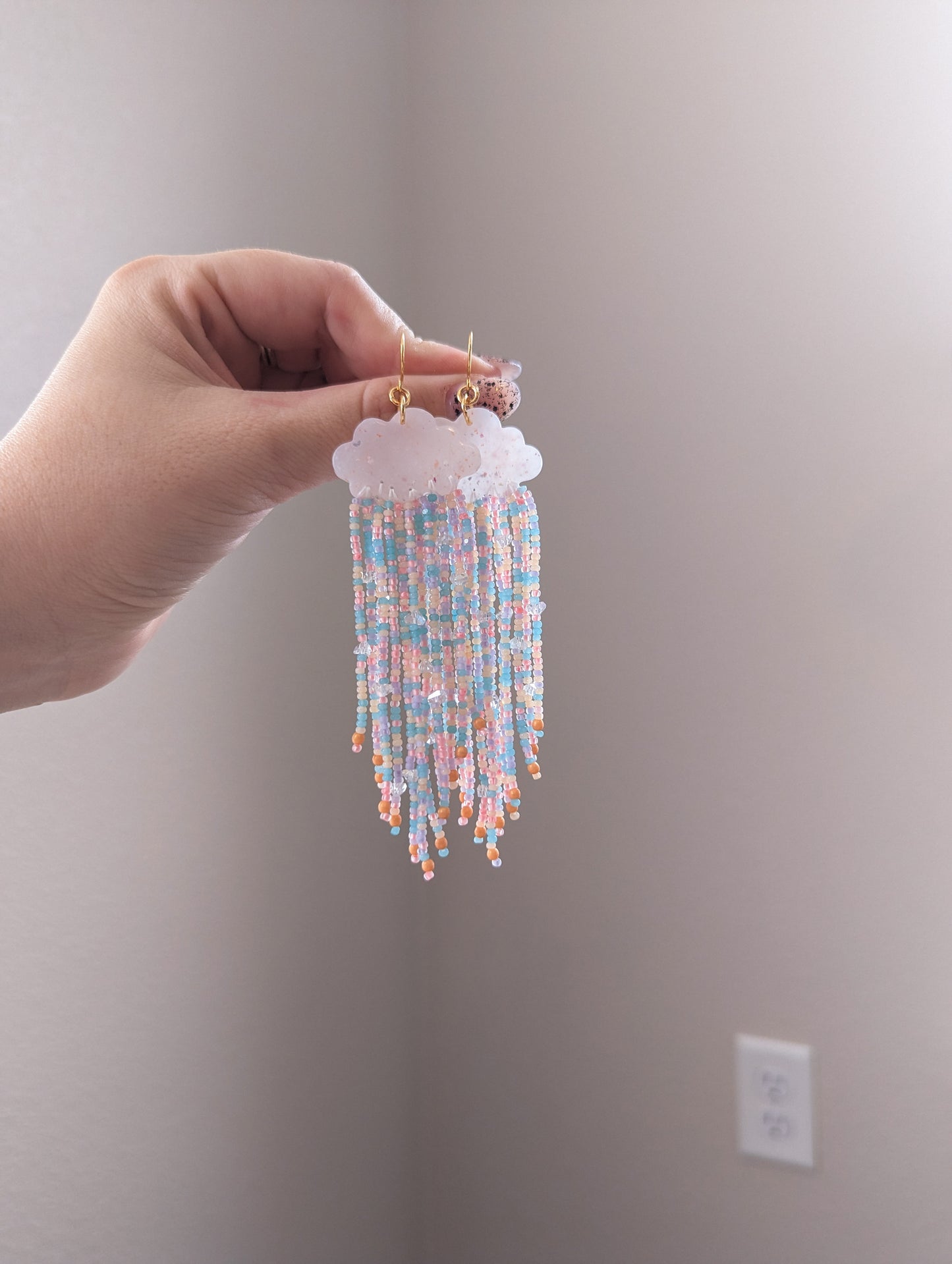 Cloud Fringe - Glimmer - Pisces