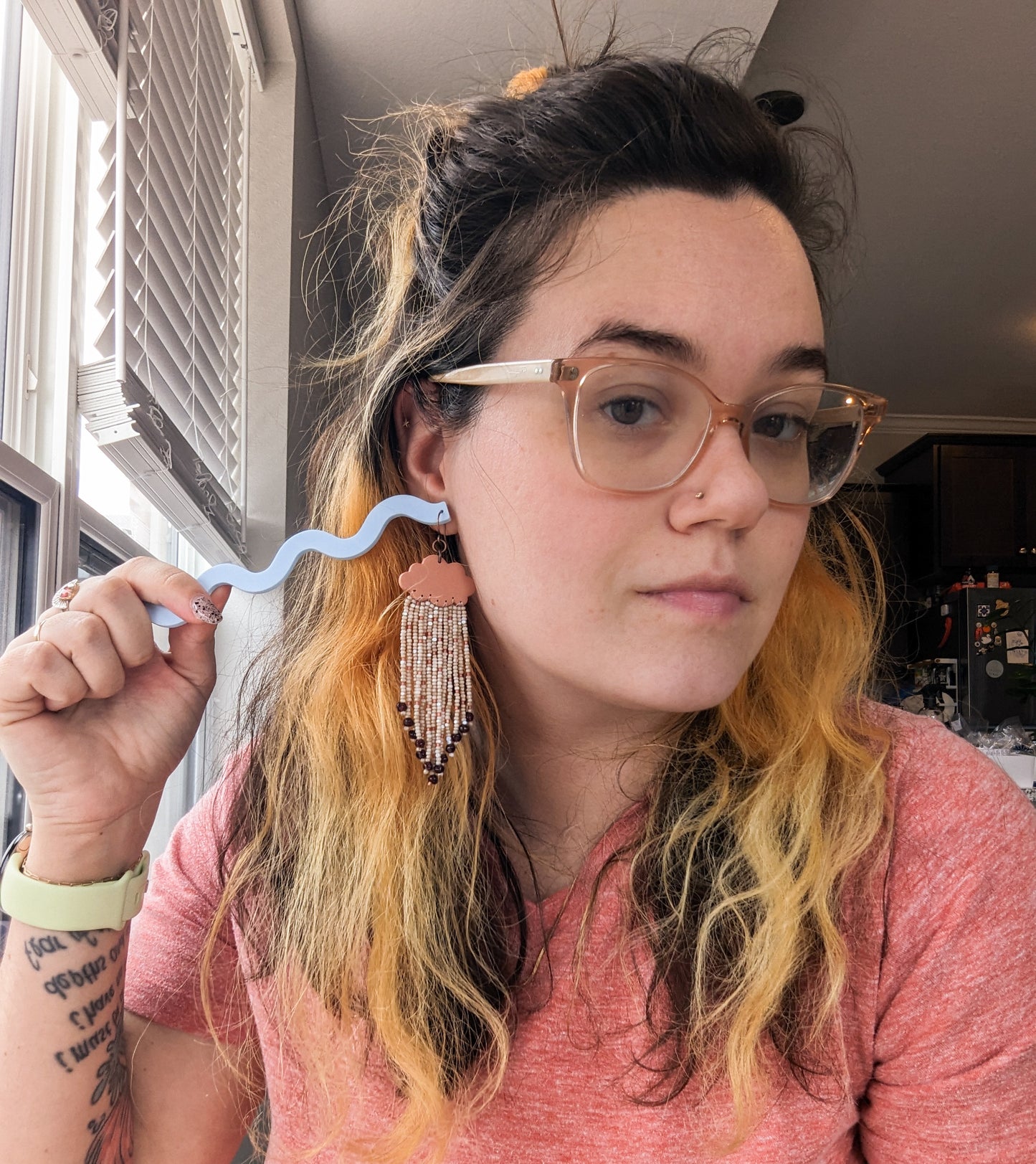 Cloud Fringe - Glimmer - Garnet Tips - Aries