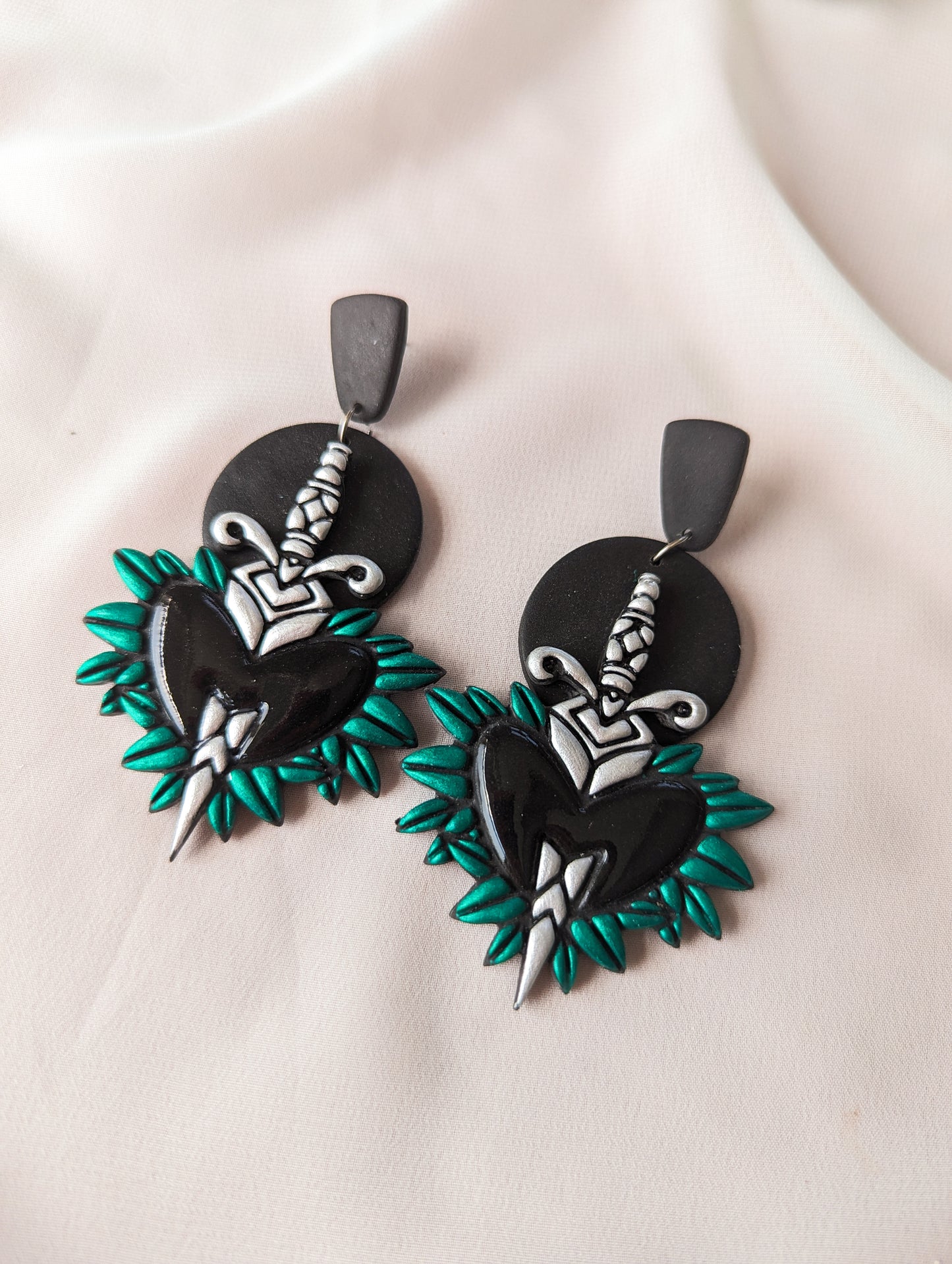 Heart & Dagger - Emerald & Silver - Glossy