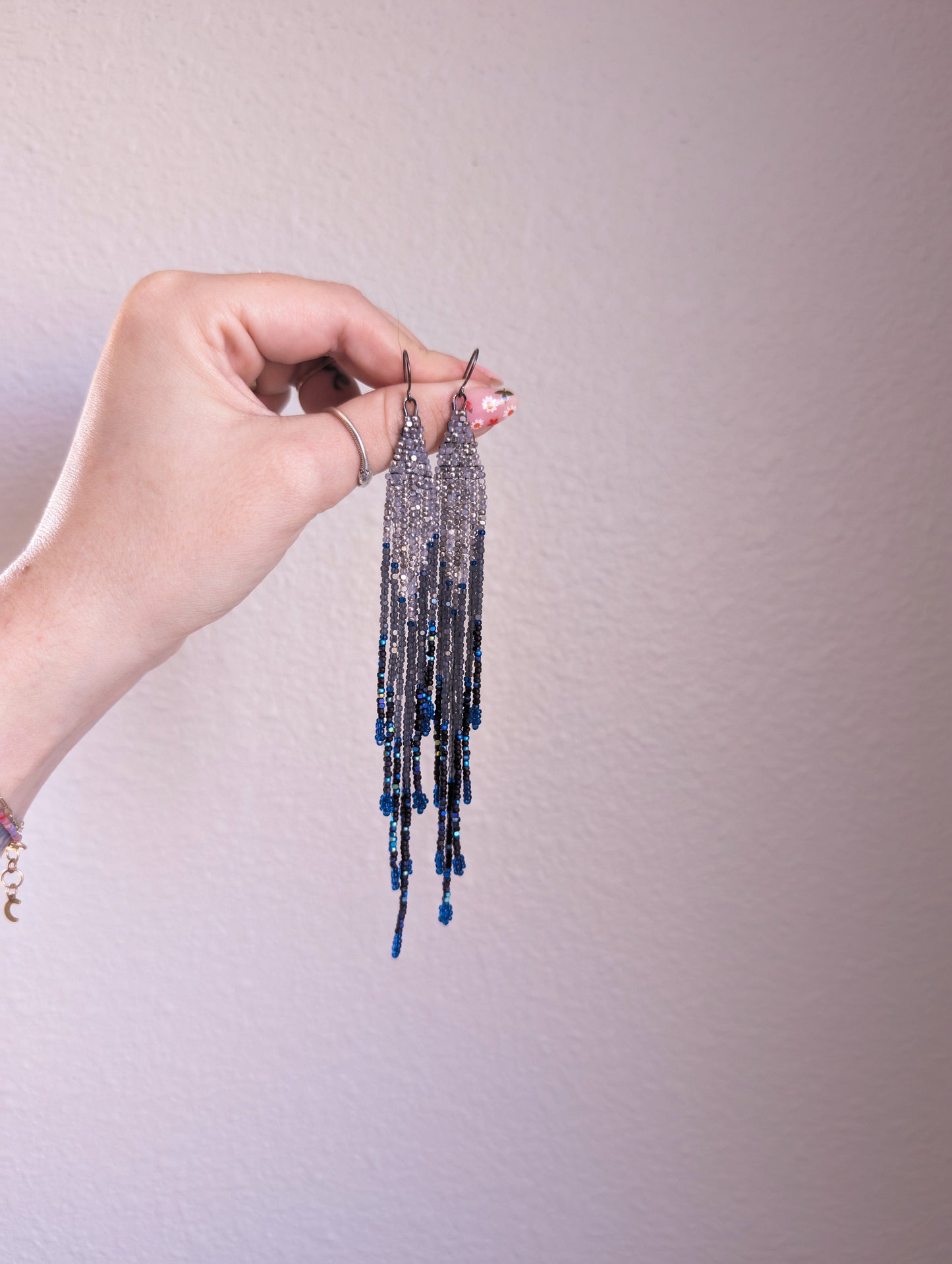 Feyre's Shoulder Duster Fringe