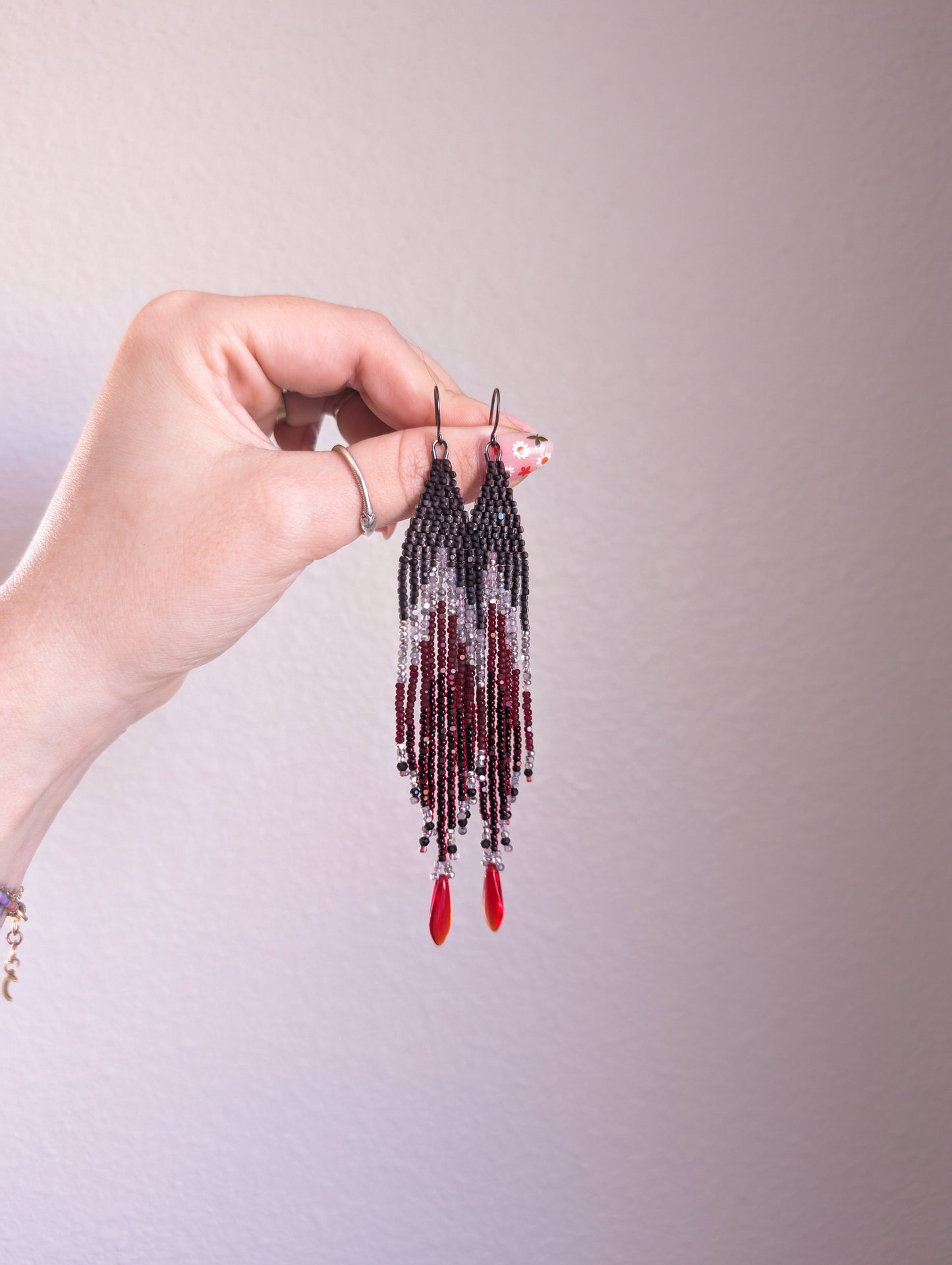 Amren's Glimmer Fringe