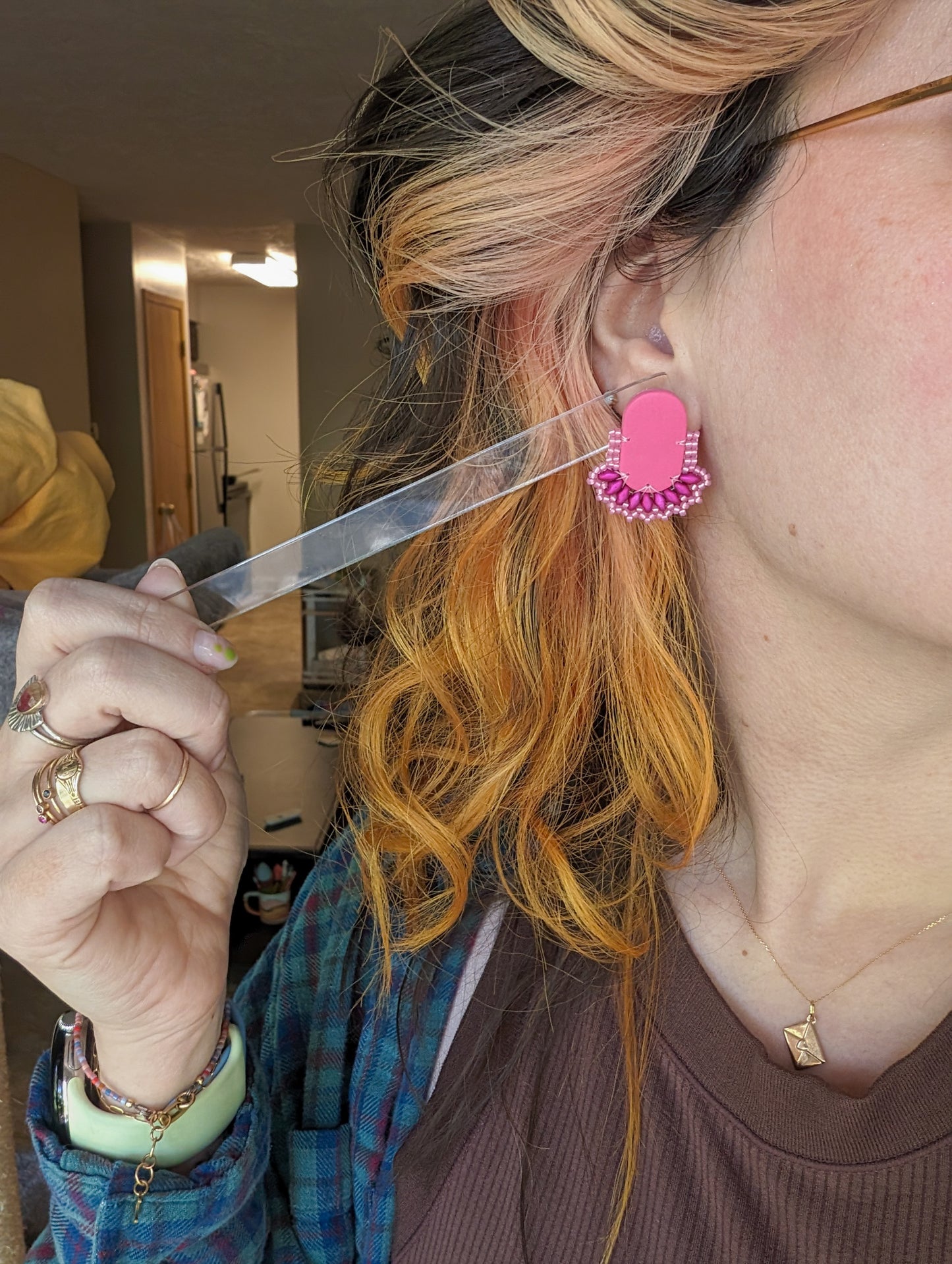 Oval Stud - Pretty Patties - Raspberry