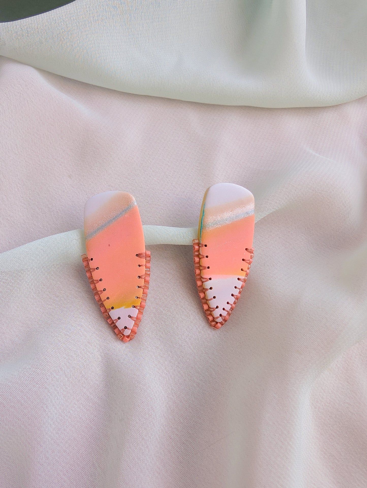 Dagger - Peach - Limited