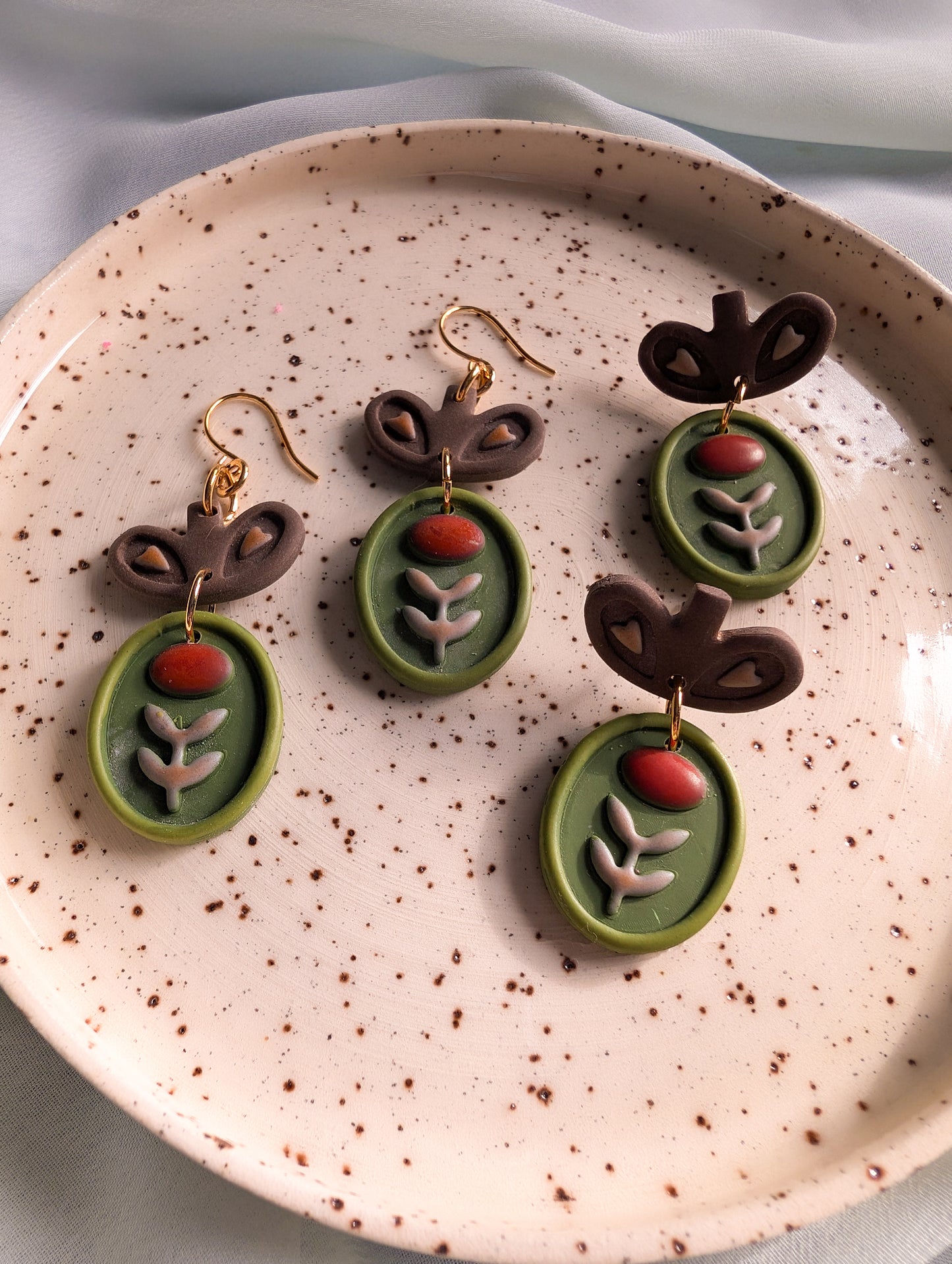 Olive - Folkish Clay