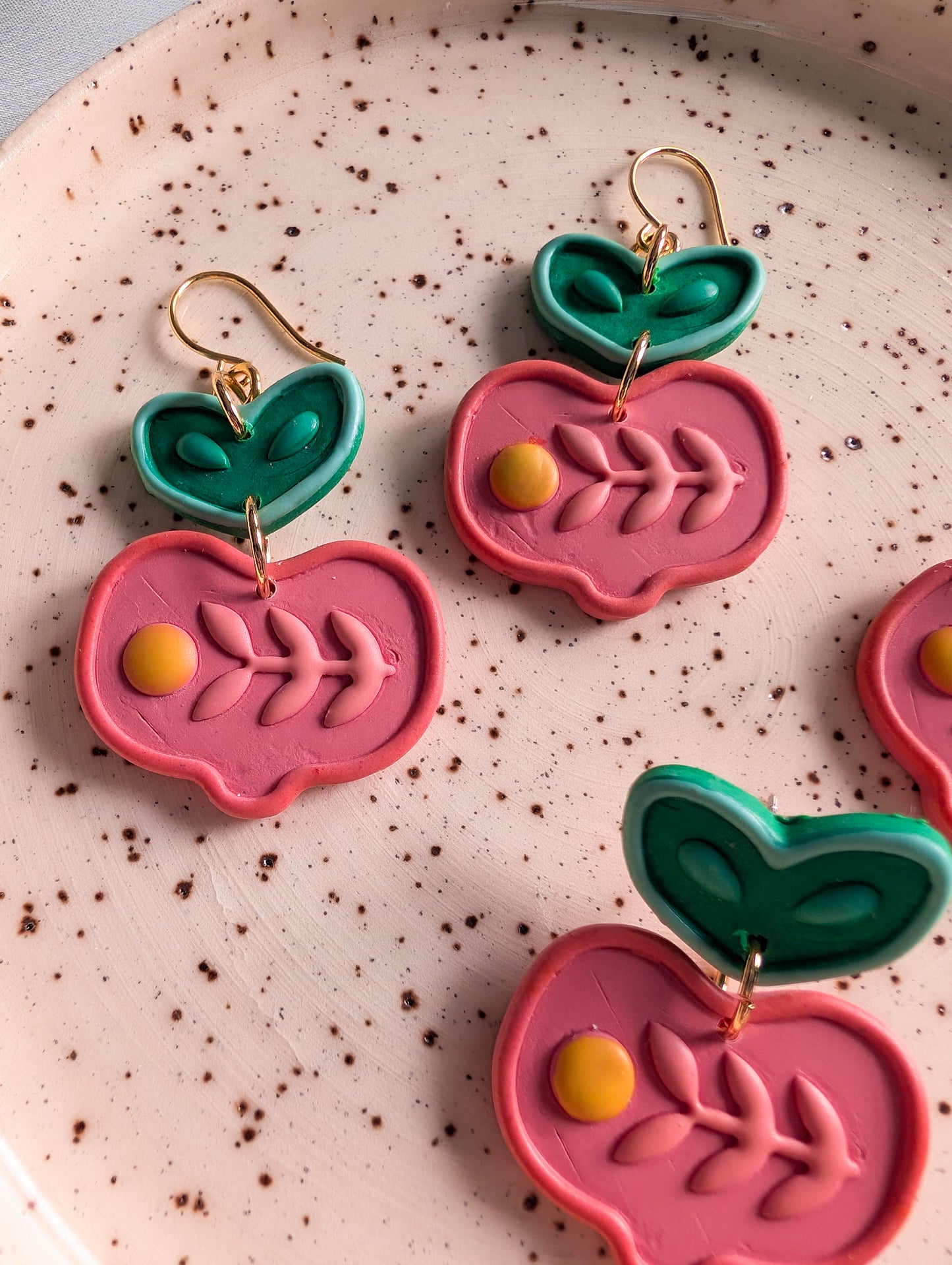 Peach - Folkish Clay