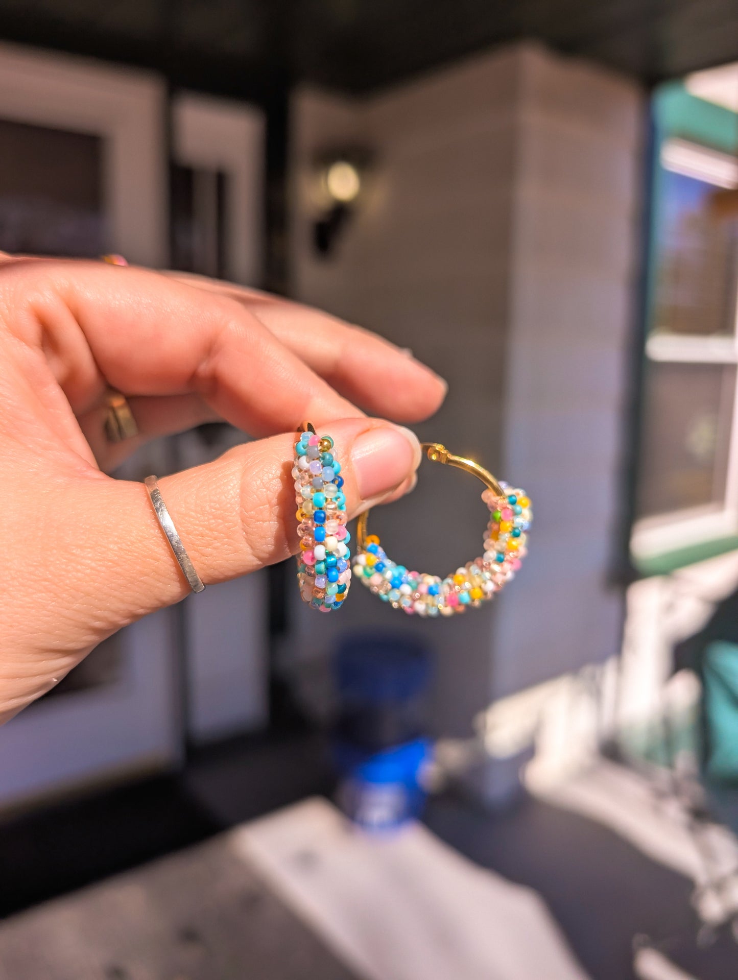 Beaded Hoops - Midi - Confetti Dip