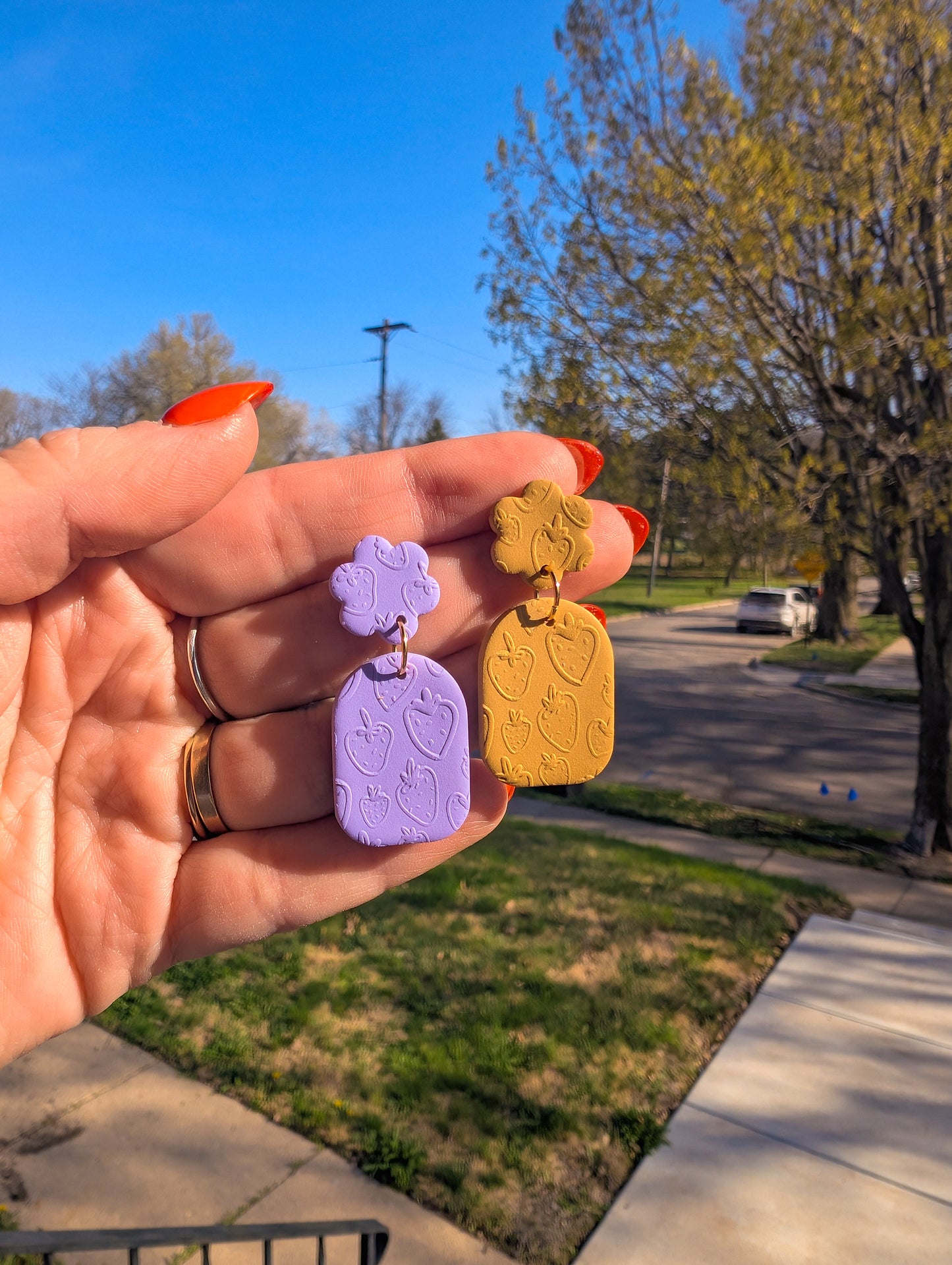 Mini Daisy Drops - All Colors