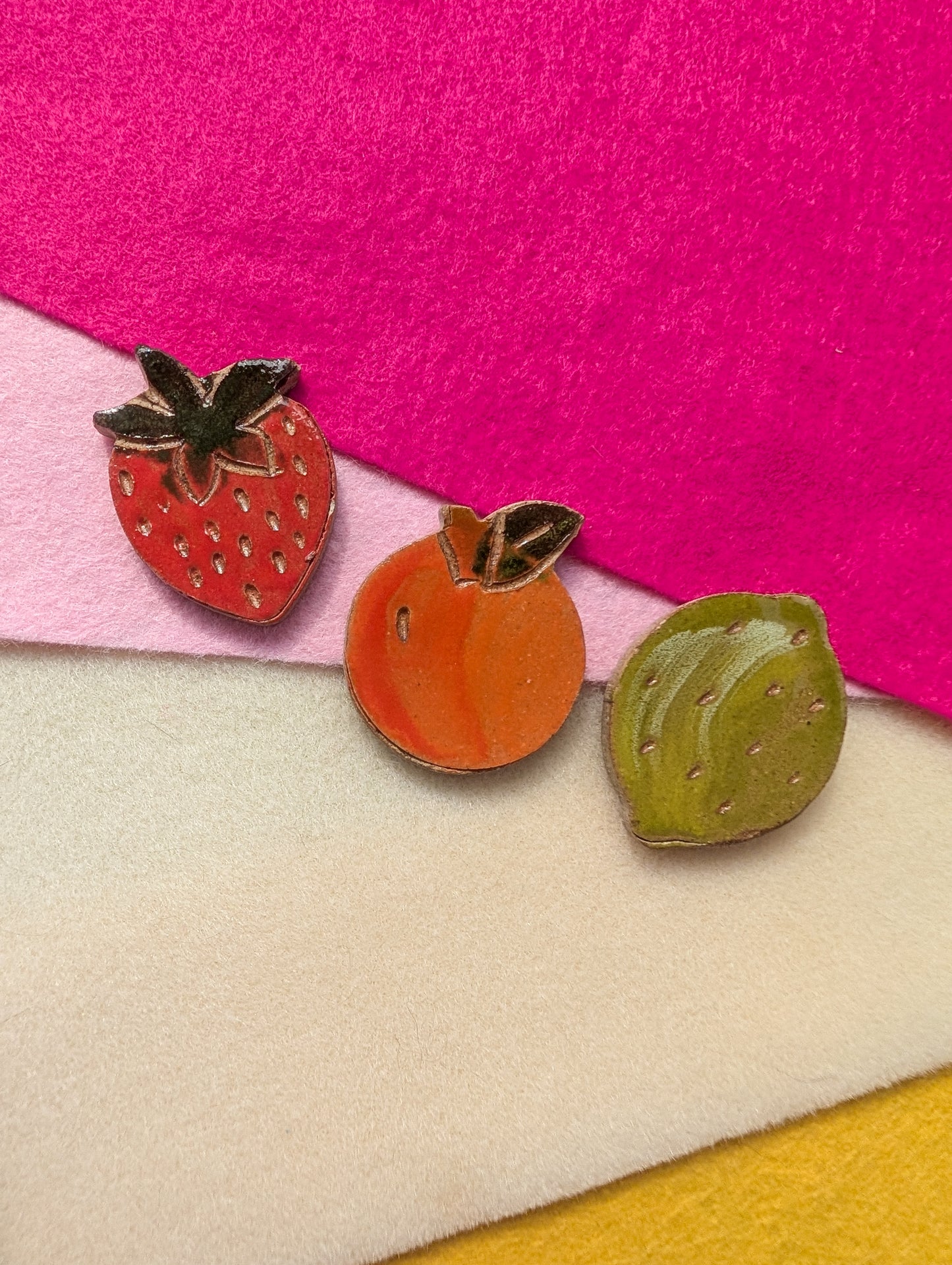 Magnet - Peach - Stoneware