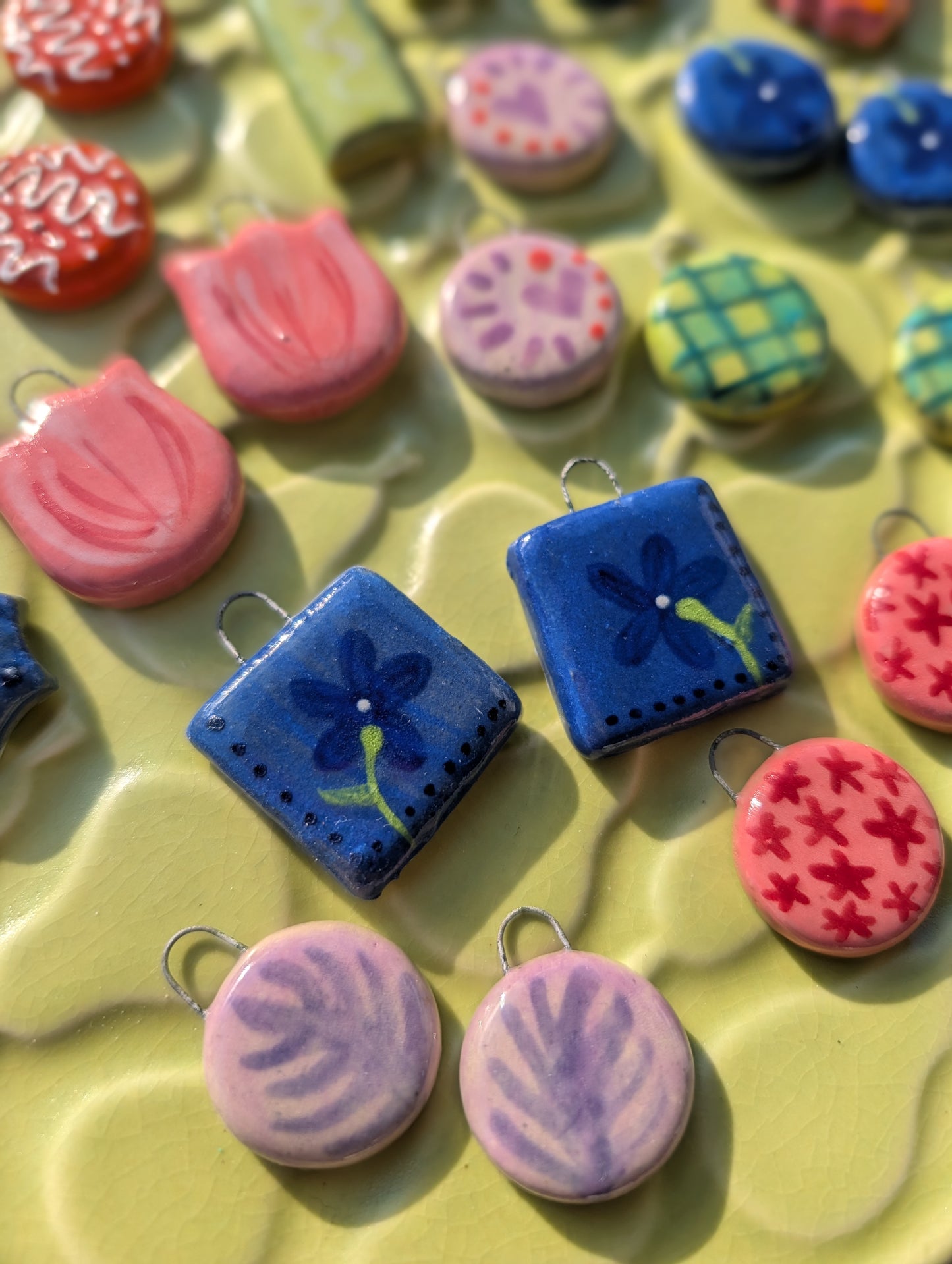 Charms - Stoneware - Lilac Palm