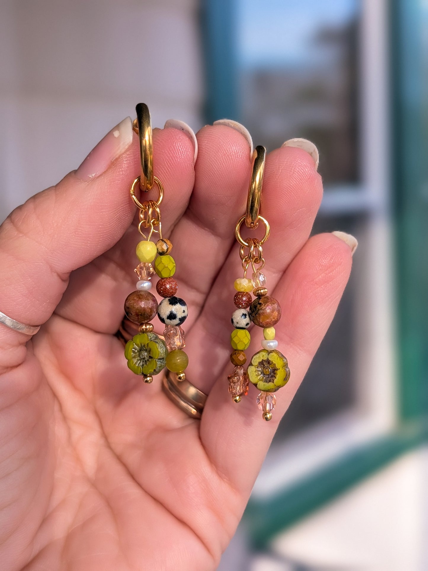 Dalmatian Jasper, Strawberry Quartz, Pearl, Daisy - Gemstone Gallery #7