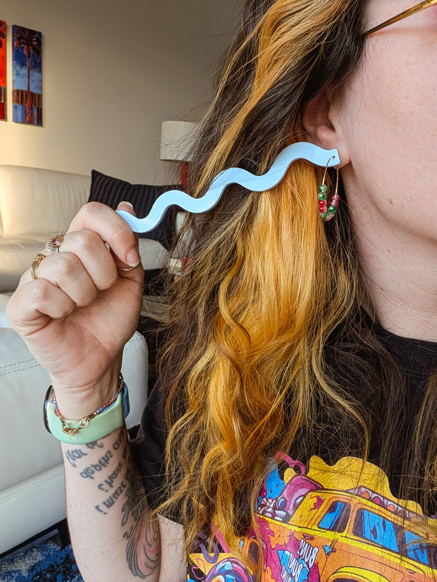 Daily Hoops - Gold - Red & Green Crackle Dots