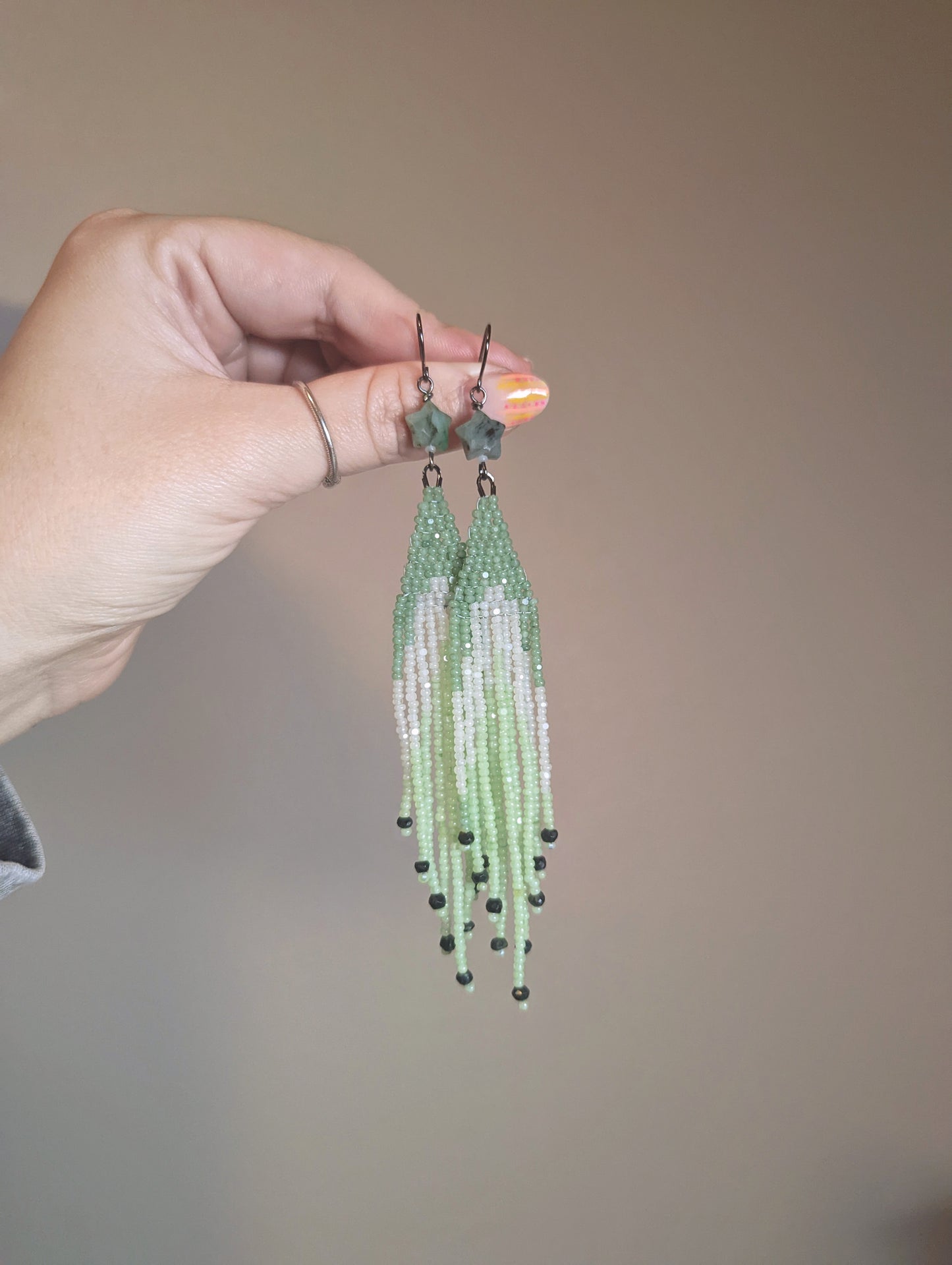 Emerald Trio Fringe - Black Spinel Tips - Faceted Stars - Glimmer Cut