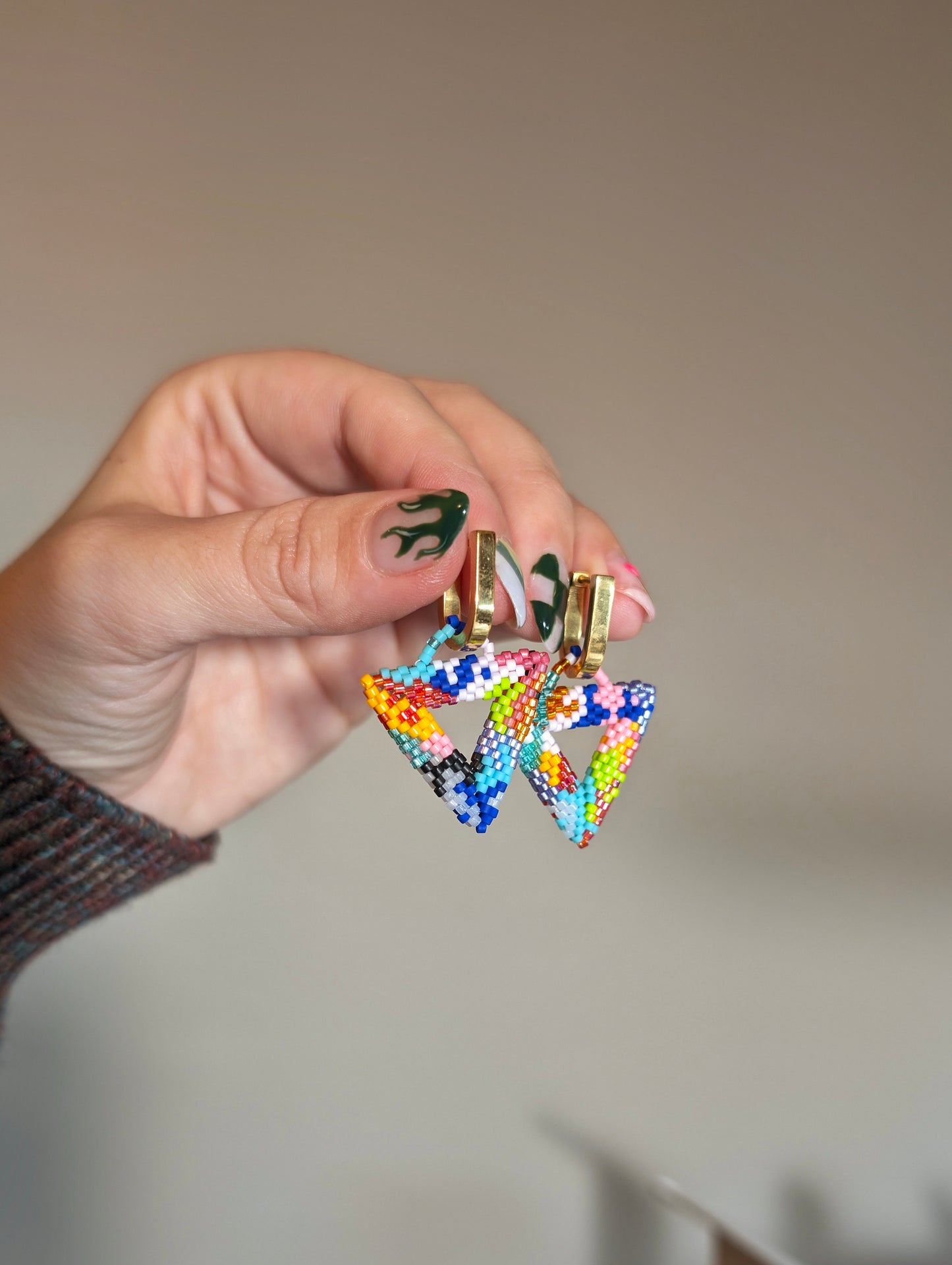 Charms - Beaded Puffy Triangles - Large - Swirls