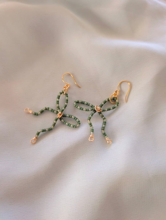 Beaded Bow - Fern