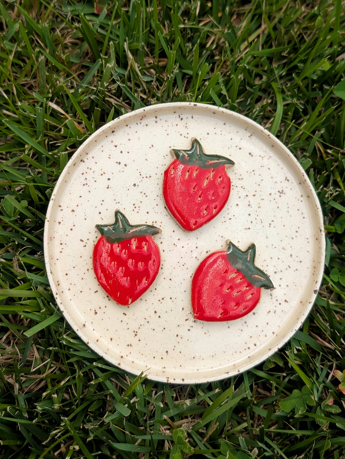 Magnet - Strawberry - Stoneware