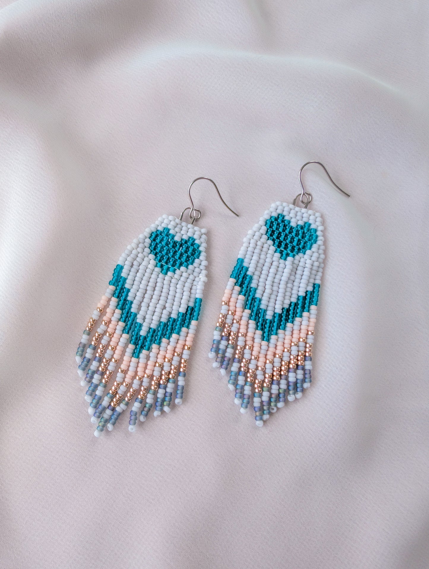 Heart Cascade - Midi - Rainbow Fish