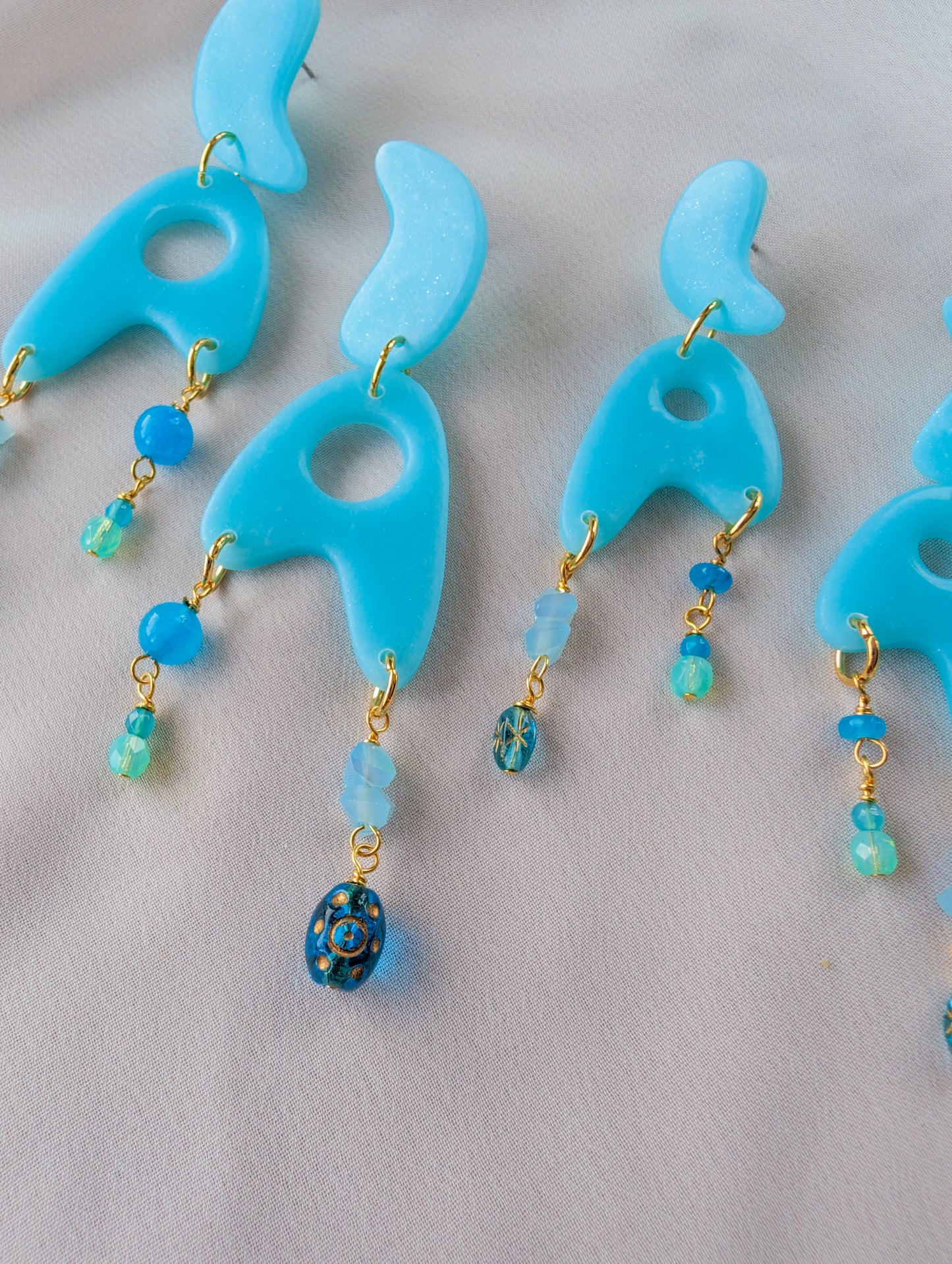 Jetsons - Blue Raspberry - Agate, Crystal, Twinkle Beads - Buffed