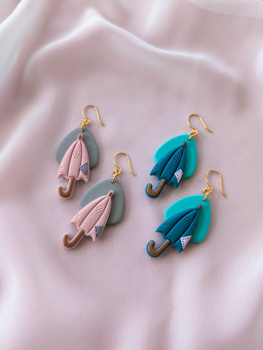 Giant Gamekeepers Suspiciously Magical Umbrella