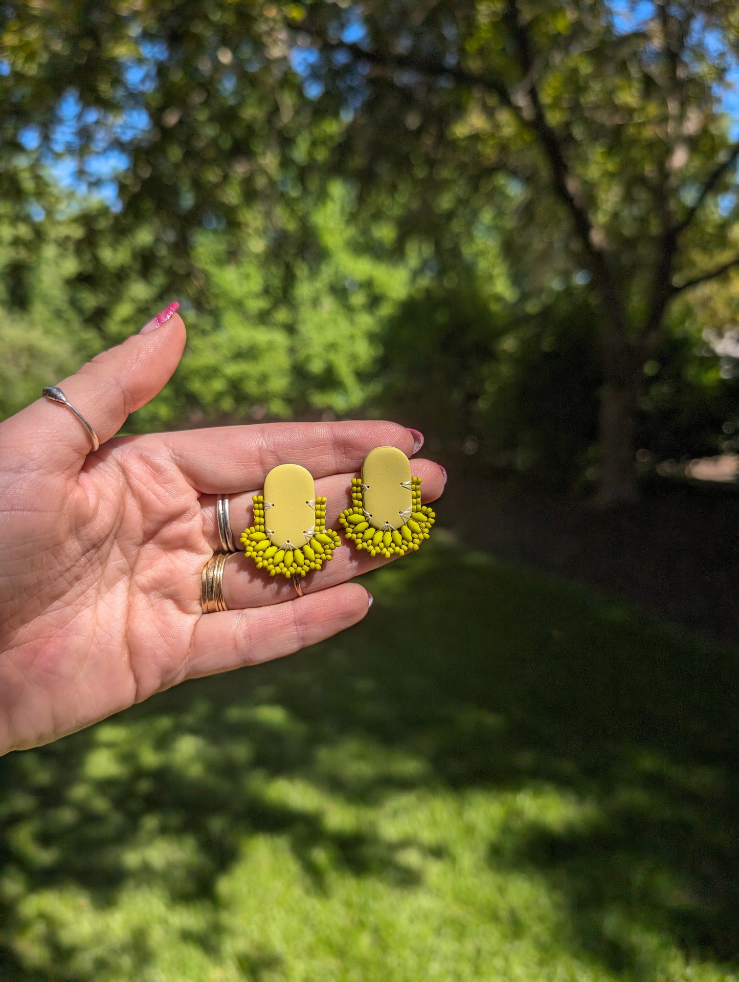 Oval Stud - Lemongrass