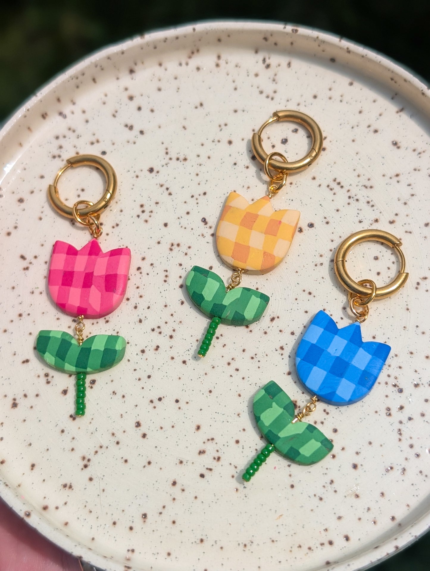 Charms - Gingham Tulips