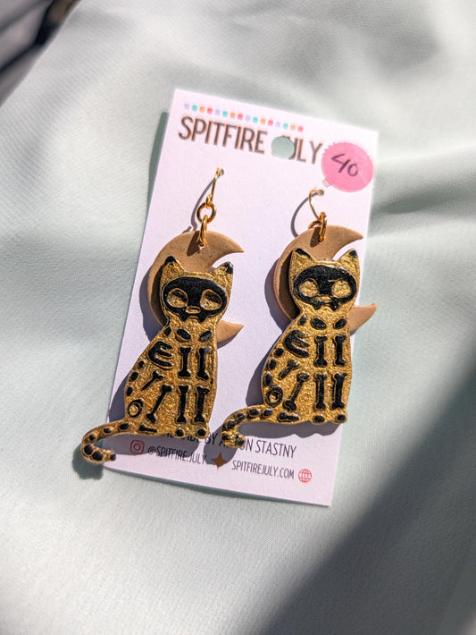 Skellie Cat - Glossy Gold