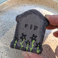 Magnet - RIP Black Flowers - Stoneware