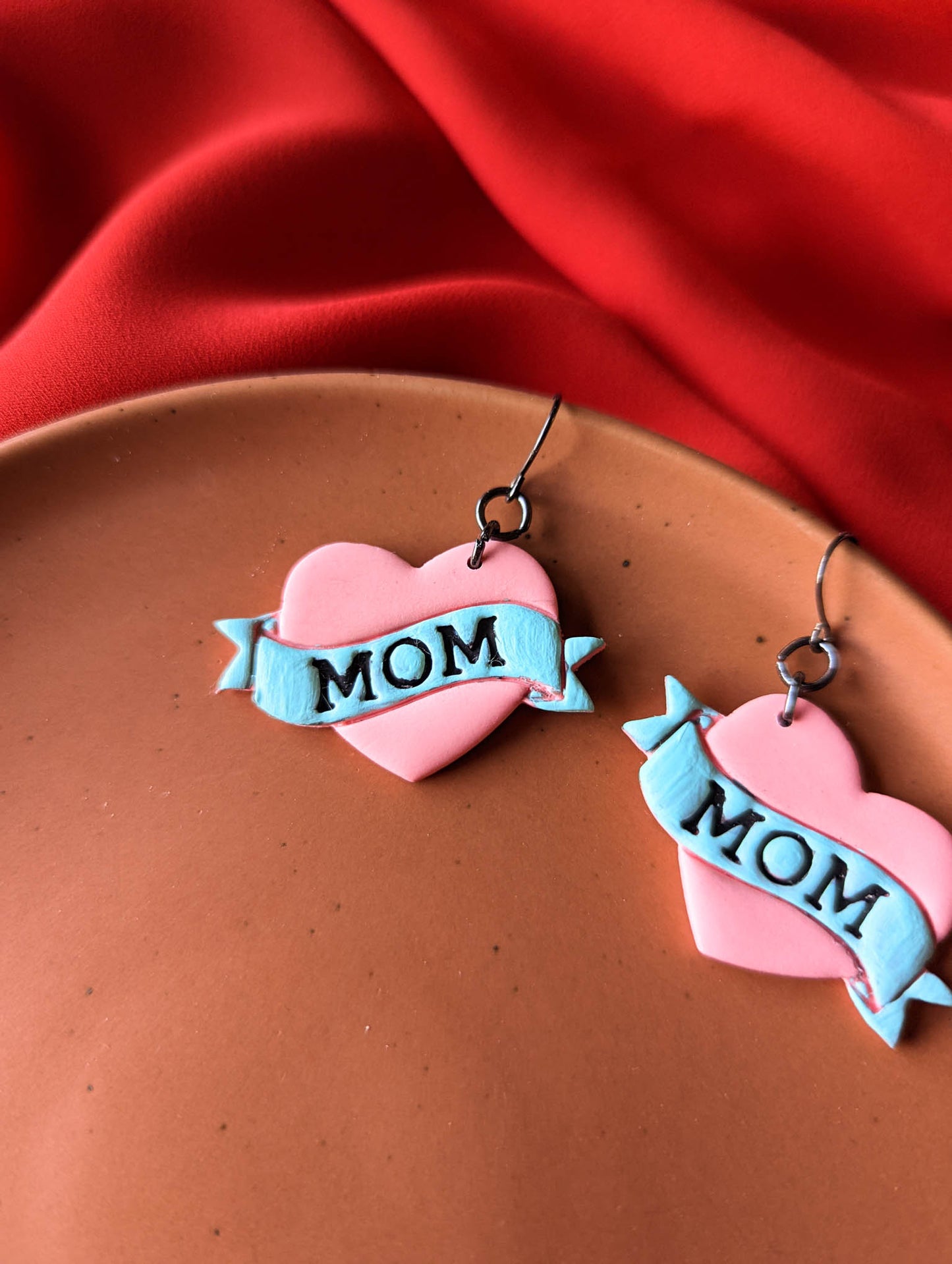 Mom Heart Banner - Pink & Mint