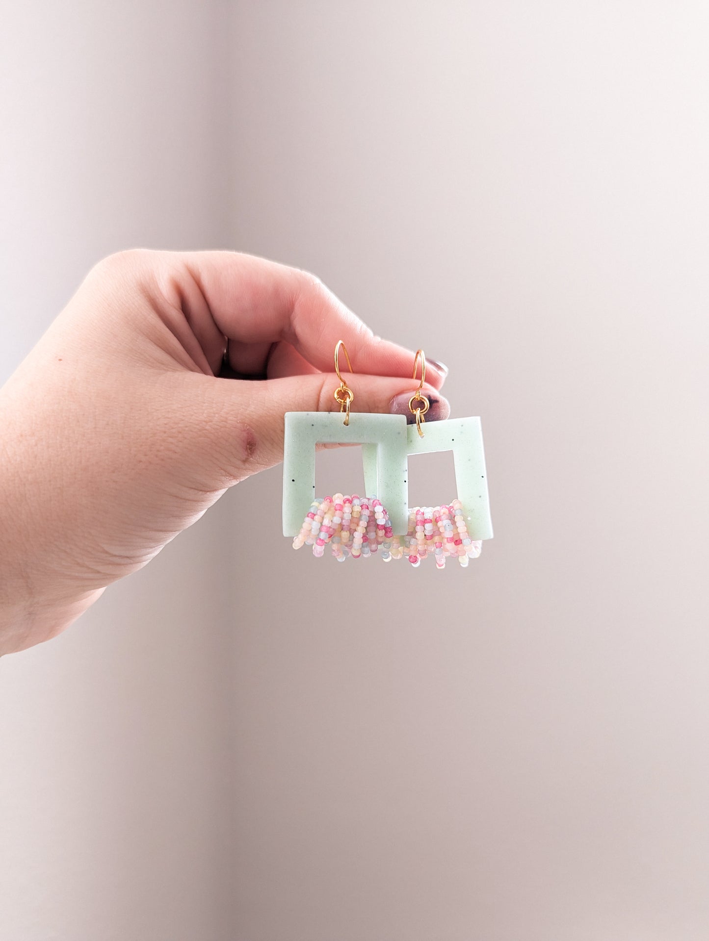 Square Drop - Soft Mint - Confetti Cake - Buffed - Glimmer Cut